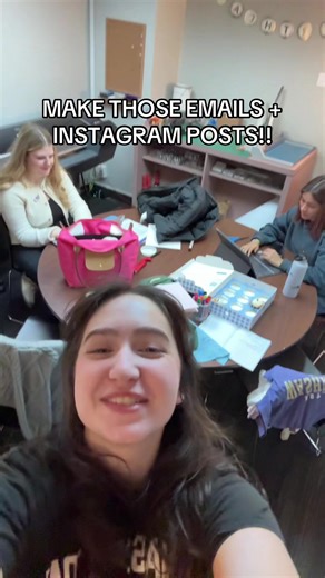 Marketers hard at work!!!#marketing #internship #seattle #9to5 #uw