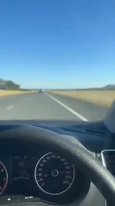 Polo vs gd6 2.8 Toyota 😂how is it possible cause both of the go up to 200 | Thendos Leonardo