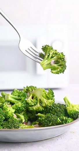 How to Steam Broccoli In Microwave 🥦 #microwave #broccoli #healthyrecipes