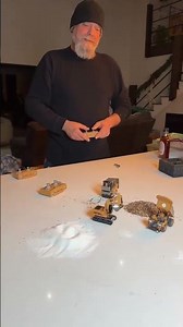 🚜 1:64 Premium Alloy Mini RC Ultimate Construction Trio Set