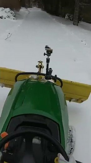 Homemade Hydraulic snow plow | John Deere x570 in action