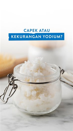 PURA THE PUREST Garam dan Bumbu Terbaik Keluarga on Instagram: "Capek terus tapi nggak tahu sebabnya? Banyak orang Indonesia ternyata masih kurang yodium, dan gejalanya sering dianggap sepele. Padahal yodium penting buat kerja tiroid dan metabolisme tubuh. Makanya kadar yodium di PURA Sea Salt disesuaikan dengan kebutuhan alami tubuh. Kalau kamu, pernah ngalamin hal yang sama ngga PURA Family? #purestnaturalgoodness #kelezatandalamkemurnian #garamberyodium #seasaltpura #garamlautalami"