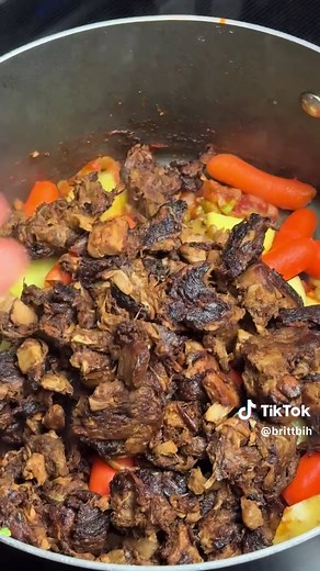 Easy Vegan Beef Stew Recipe for Winter Comfort