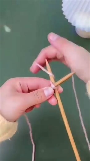 50K views · 288 reactions | Knitting Hack for Beginners #knittingpattern #handmadeknitting #knittinginspiration #knitwear | Knitting For Kids | Facebook