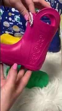 Crocs Handle It Rain Boot + Jibbitz Review Topshoes.lv