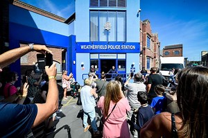 131K views · 1.2K reactions | Coronation Street is now doing set tours led by your favourite characters. | Manchester Evening News | Facebook