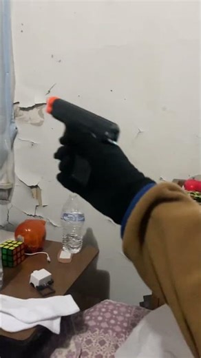 You play cod bo1 well this gun reloading video