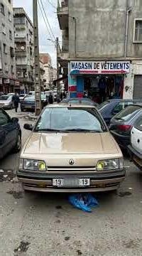 Renault 21 هل هي فعلاً ملكة الطريق في الجزائر؟ سامية تحكي الحقيقة #اكسبلور #automobile #vibes