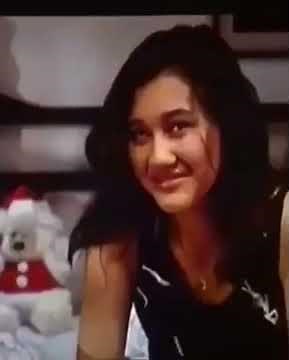 Film : Olga Dan Sepatu Roda (1991) Nike Ardilla & Desy Ratnasari
