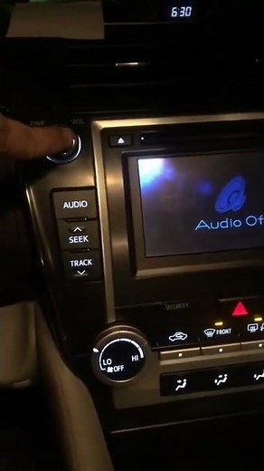 Toyota Camry 2014 audio system does not work . How to fix Stereo system problem in Camry