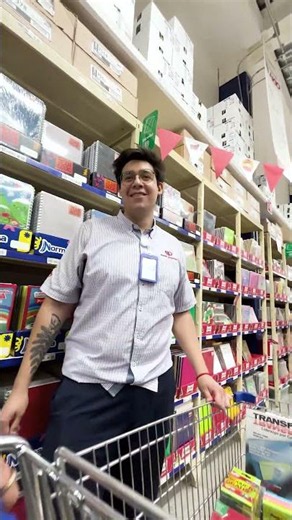 😂⚽📦 ¿Buscando cómo surtir tu papelería? #shorts