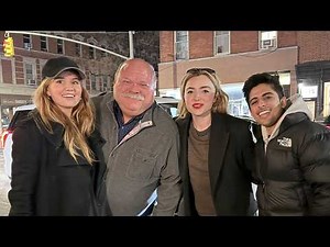 Debby Ryan Has JESSIE REUNION With 'Ross' Family