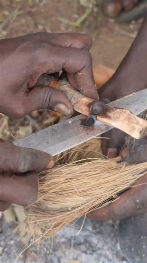 Incredible Hadzabe Tribe bushmen still use ancient techniques in their lifestyle in the nature 🥰
