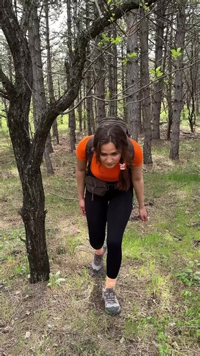 Shock!😱! GIRL uses cow POOP!🐄💩#camping #survival #bushcraft #outdoors #lifehack