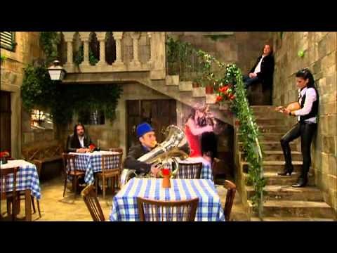 TONČI HULJIĆ & MADRE BADESSA BAND FT. PETAR GRAŠO - PROVIDENCA (OFFICIAL VIDEO)