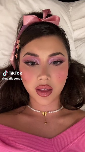 Shimmer Pink Eyeshadow Tutorial | Makeup Look by Jasmine Yunus