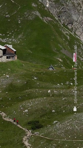 406K views · 1.7K reactions | Nach 20 Jahren geben der Hüttenwart und seine Frau die Glecksteinhütte in Grindelwald auf. Grund sind Wanderer, die eher auf Instagram-Likes als auf Hütten-Tradition setzen. #FOCUSOnline #Grindelwald #Bergleben #Panorama #Gesellschaft #Wandern #Alpen | FOCUS online Panorama | Facebook