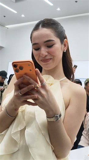 5.3K views · 24K reactions | Kapamilya actress Barbie Imperial unboxing her new iPhone 17 during its midnight launch at Digimap OneAyala Mall. #iPhone17AtDigimap #BarbieImperial #Digimap #iPhone17 #OrangeMagazinePH #TeamOrange | Orange Magazine TV | Facebook