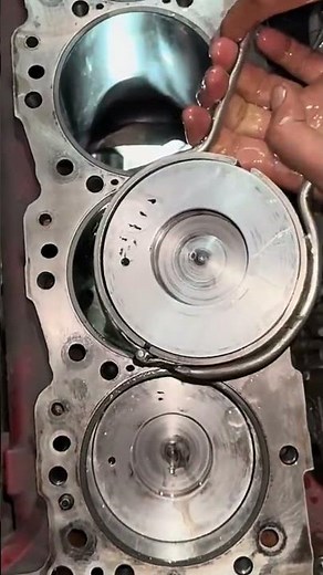 "Quick Piston Install Hack Every Mechanic Needs to Know 🔥"