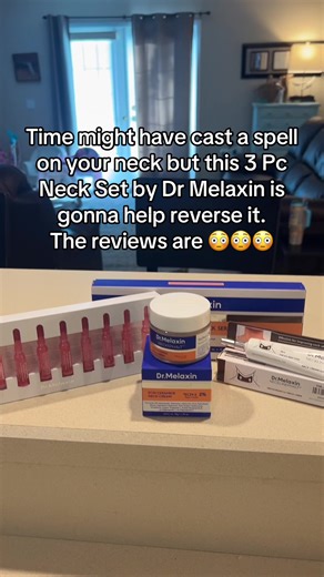 This Dr Melaxin set is designed to help battle neck skin crepeyness, wrinkles, tech neck & turkey necks. #NeckWrinkles #TurkeyNeck #TechNeck #tiktokshopcreatorpicks #tiktokshopjumpstartsale