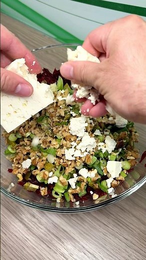 Beet Salad with Feta & Walnuts #volgagermanchef #homemade #recipe #food #delicious