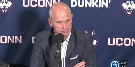 UConn men take on UMass Lowell in Hartford