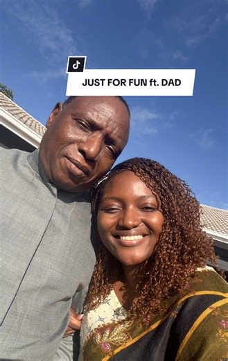This man 😩😂 Clearly more of a red flag than a green flag 😅 Am kidding lol. Also, don’t mind my sister in the background Red flags but it’s my dad. #africandad #Africanparents #zimbabweantiktokers #redflags #creatorsearchinsights