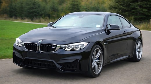 BMW M4 test drive with acceleration and engine sound