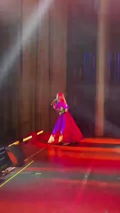 🇲🇽🇺🇸 Qué bonito la pasamos anoche en Bakersfield!! 😍 Cantar con ustedes es mágico y me llena el corazón, muchas gracias por acompañarme en este sueño, los quiero mucho. 🫶🏻 Y gracias querido Adan Terriquez por mi hermoso vestido 💕 | Edith Marquez