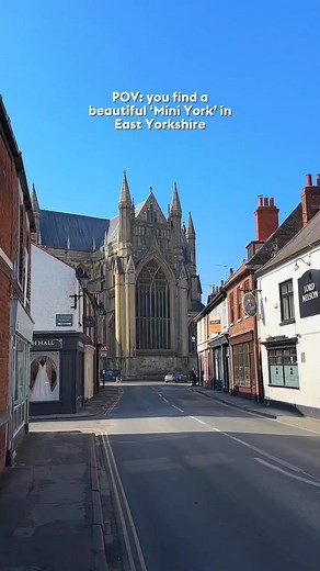 With its majestic minster, cobbled streets and local charm, Beverley is a must-visit East Yorkshire gem ✨ Explore the historic town centre, shop local, and enjoy peaceful walks along the Beverley Beck. ⭐ The Yorkshireman 📍 Visit East Yorkshire | VisitEngland