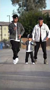 The ultimate trio! Grandpa, Daddy, and Son 🤖🤖🤖