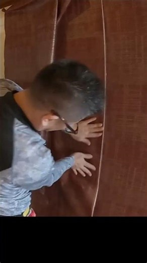 Matching wallpaper patterns 壁紙の柄を合わせる #diy #wallpaper #shorts