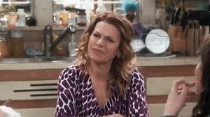 'Roseanne': Crystal and Nancy Make Surprise Return