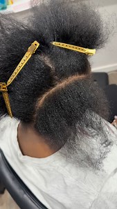 Parting tutorial #partinghair #neatparts #cleanparts #parting #fyp | Danielle E. Brown