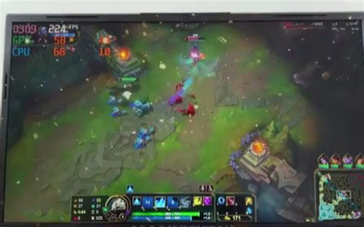 i5-12500H和i7-12700H之间游戏体验差距如何？