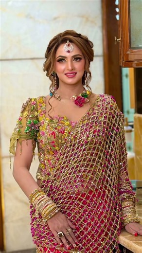 #MehndiBride #BridalLook #MehndiOutfit #MehndiMakeup #shortsfeed #shorts