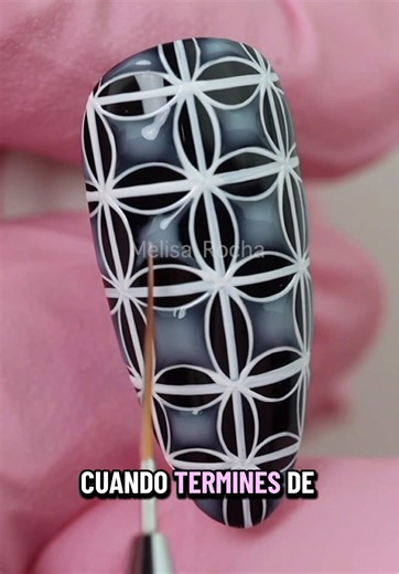 Técnicas de Uñas Efecto Mosaico en Blanco y Negro