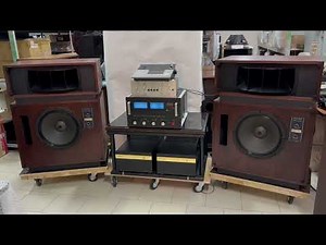 Mcintosh MC2500 Amplifier