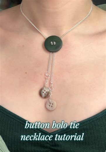 Creative Button Crafts and DIY Jewelry Ideas
