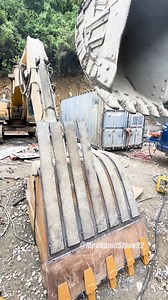 8.4M views · 100K reactions | Excavator blade replacement. #auto #mechanic #automotive #mechanicsteve #automotive #excavator | Mechanic Steve | Facebook