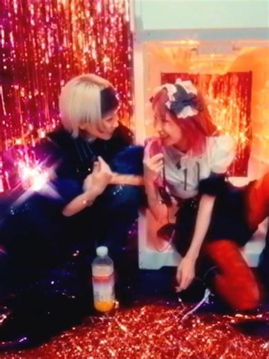 Reol - 'DEAD CENTER' Featuring LiSA: Official Music Video