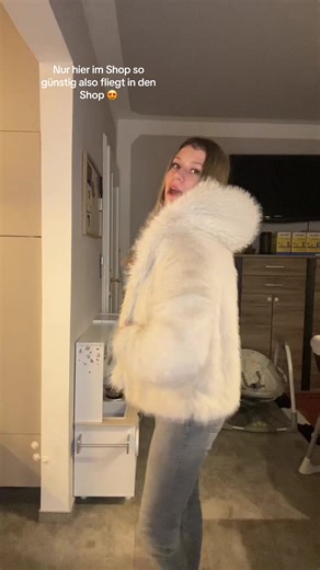 #kurzfelljacke #felljacke #fyp #tiktokshop #girlssupportgirls