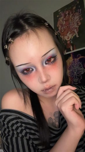 🎠𝐣𝐨𝐞𝐲 on Instagram: "vampire makeup 🩸 #cbeauty #altmakeup #xybca #tiktoksg #creativemakeup #glittermakeup #halloweenmakeup #spookyszn"