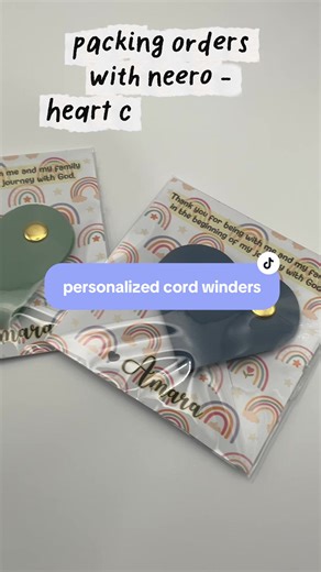 No more tangled cords — just heart eyes 😍 Our customized heart cord winder keeps things neat and extra cute #CustomizedPH #PersonalizedPH #HeartCordWinder #CordWinder #CuteFindsPH