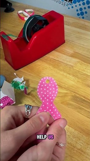 🎀✨ Show your support in style with a custom keychain! ✨🎀