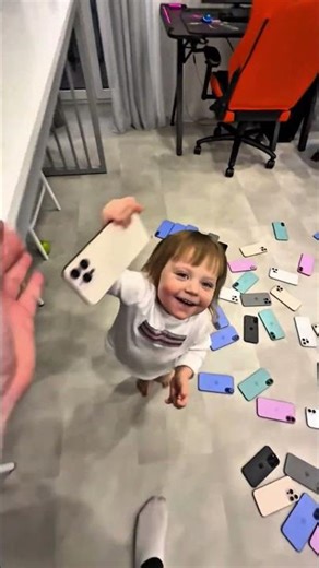 iPhone + cat mode magic trick! 🪄😸✨ Wow, look! 💖