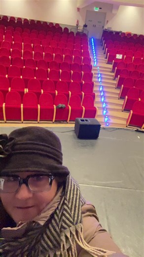 @Anna Leadership😏 | anna