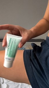 Máme to vyskúšané. Spirideu som tu už mala, a vtedy bola reč o kréme na päty Keralane a kréme pre atopikov Mavene. Ale dnes tu mám ForteDeo. Dlane, chodidlá, podpazušie, nepríjemné trenie stehien atď. Nájdete tu: https://eshop.spiridea.sk/spiridea-fortedeo/ kod eliska10 na všetky tie praktické veci Spiridea SK | Eliška Pichoňská makeup artist & hair stylist, cosmetic blogger