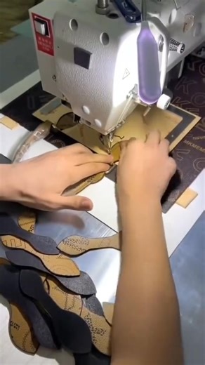 JST-3020 automatic sewing machine for handbag,it works very high effciency,can save labor cost,and very attractive price.welcome sending sample to test.whatsapp:0086-13763157750,email:justwellmachine@126.com | Maggie Qin