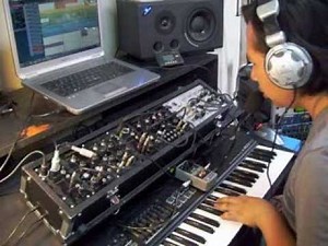 AtomoSynth KOE modular THE MAN MACHINE kraftwerk cover